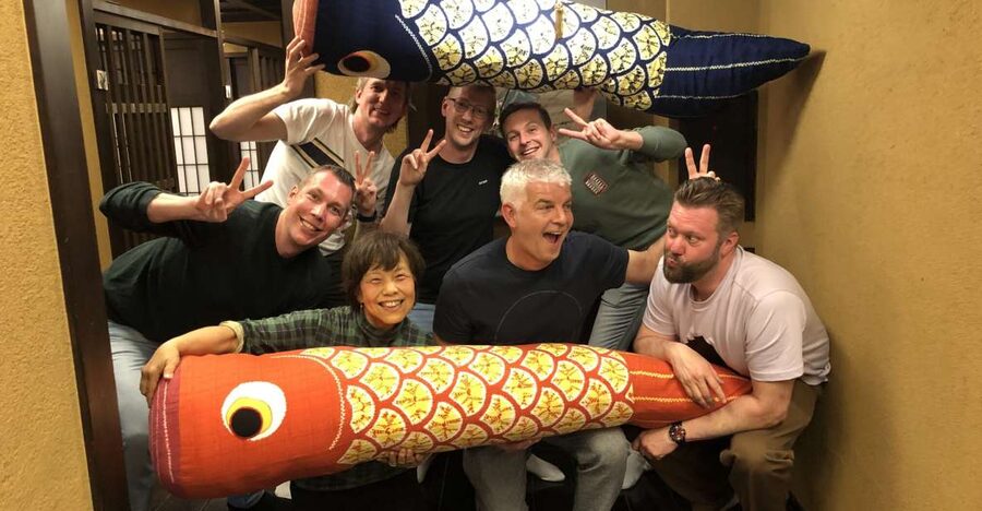 Kanazawa Night Tour With Full Course Meal - Walking Kanazawa’s Higashi district after dark