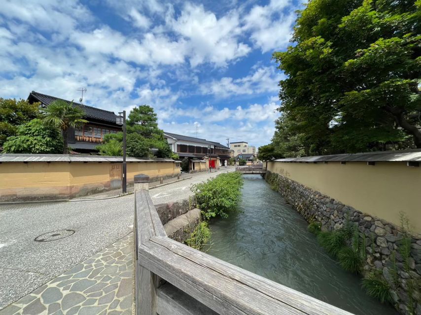 Kanazawa: Samurai, Matcha, Gardens and Geisha Full-Day Tour - What the $156 price really covers