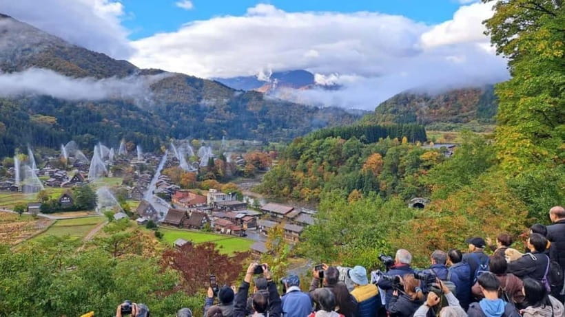 Kanazawa/Takayama: Shirakawago & Takayama Private Day Tour - The drive to Shirakawa-go