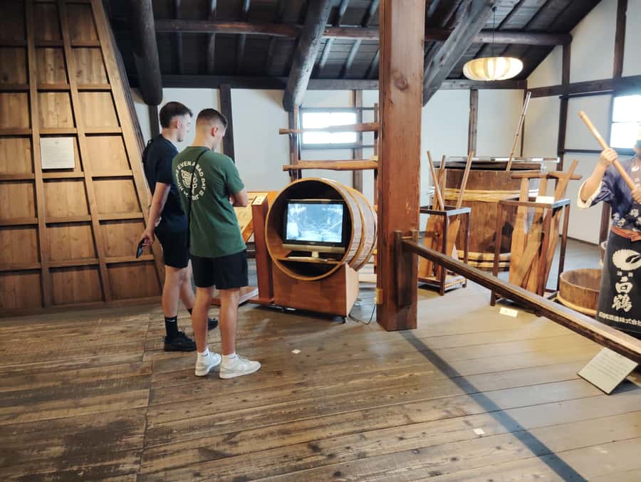 Kobe: 3-Hour Sake Breweries Tour with Special Tasting - Key points to know before booking