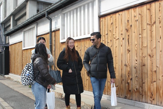 KOBE Sake Tasting Tour at Breweries (tasting fee included) - A ten-minute pause at Okage Tofuan