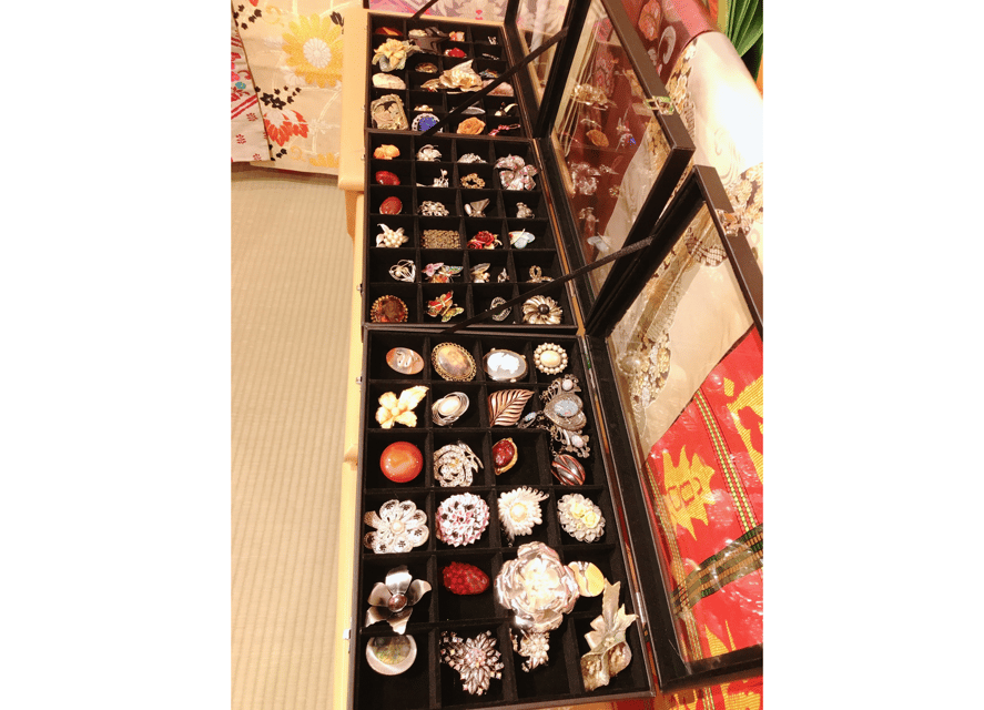 Kyoto: 1 Day:Traditional Japanese Kimono Rental Experience - At MomoKa, the first choice is the kimono