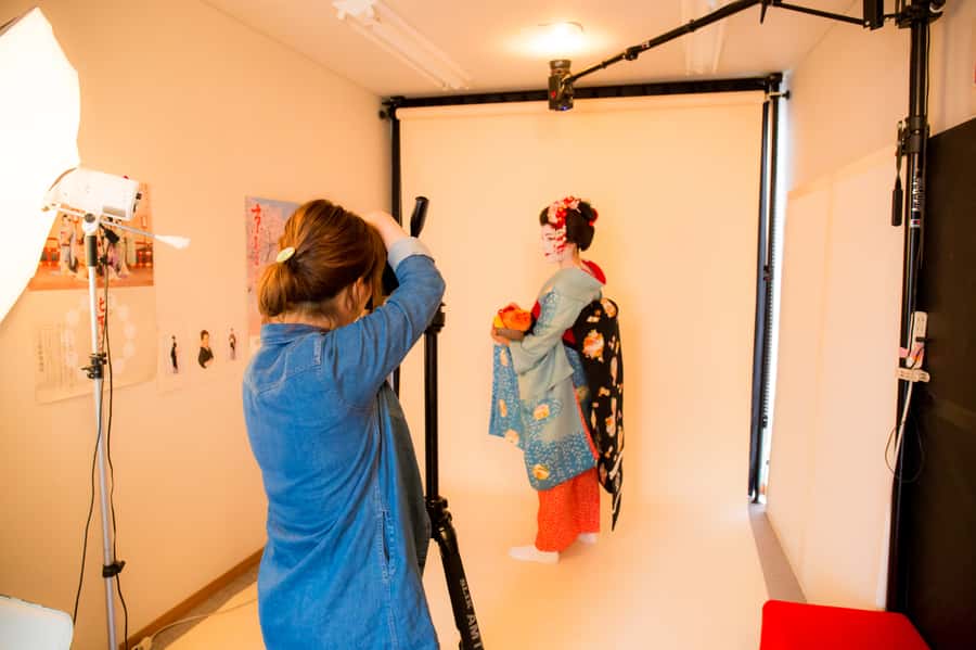 Kyoto: 2-Hour Maiko Makeover and Photo Studio Shoot - Who will enjoy this experience most