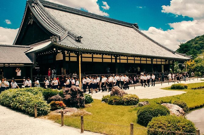 Kyoto: Arashiyama Bamboo Forest, Monkeys, Matcha & Temple Tour - Nonomiya Shrine and its mossy setting