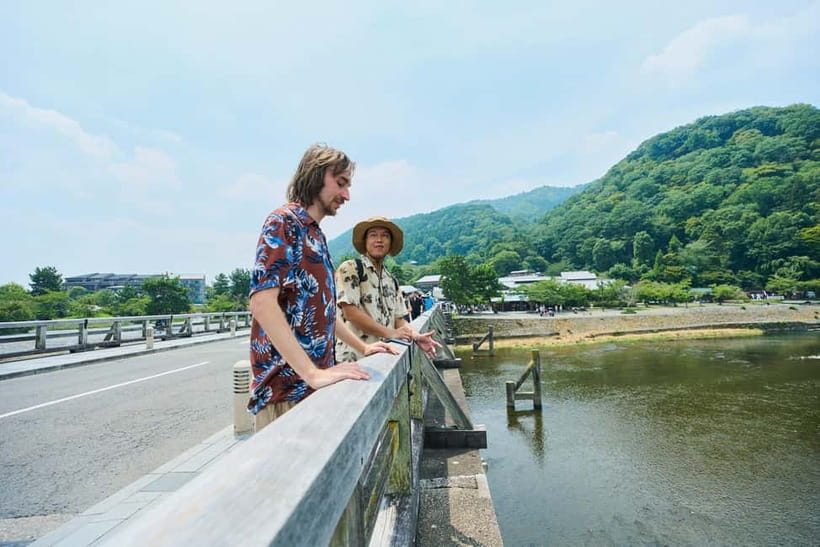 Kyoto: Arashiyama UNESCO Walking Tour with Admission - Walking through the Sagano Bamboo Grove