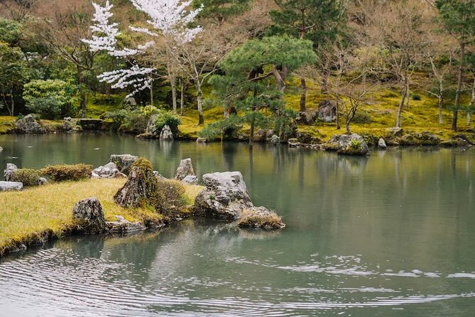Kyoto Arashiyama Walking Tour: Bamboo, Monkeys, Gardens & Secrets - Tenryuji Temple and Sogenchi Garden