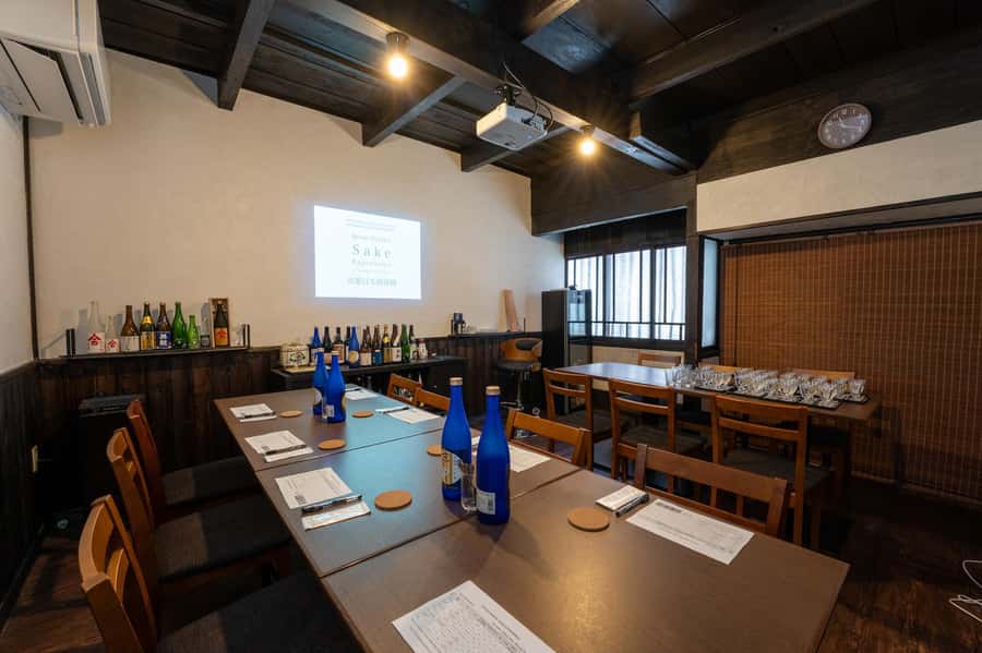 Kyoto: Beyond the Insider Sake Tasting Experience - The guide’s role in making rare sake understandable