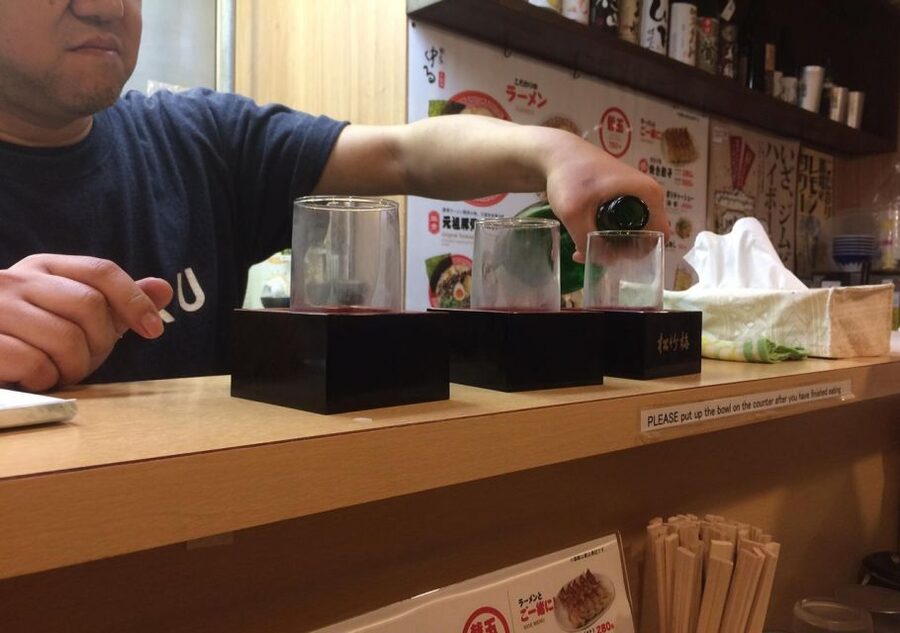 Kyoto: Casual Pontocho Evening Food Tour - Key points at a glance