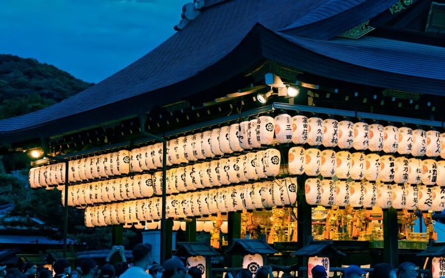 Kyoto: Customizable Full-Day Tour with Privarte Transfers - Fushimi Inari Taisha and the red torii gates