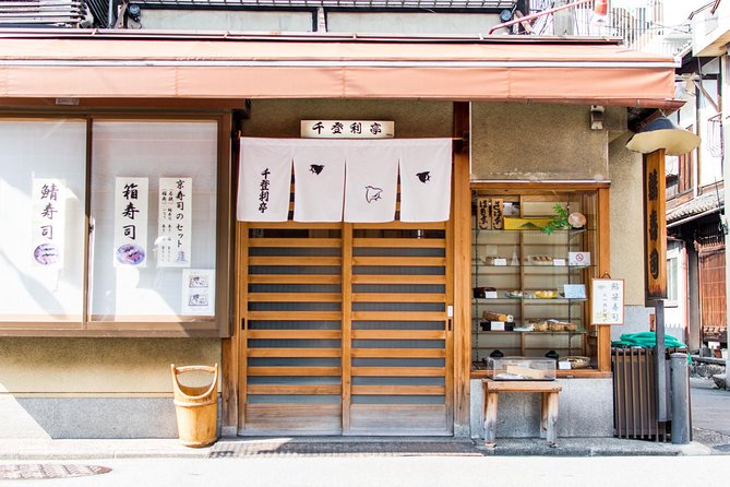 Kyoto Foodie Night Tour - Sake, beer, and the balance between food and drink