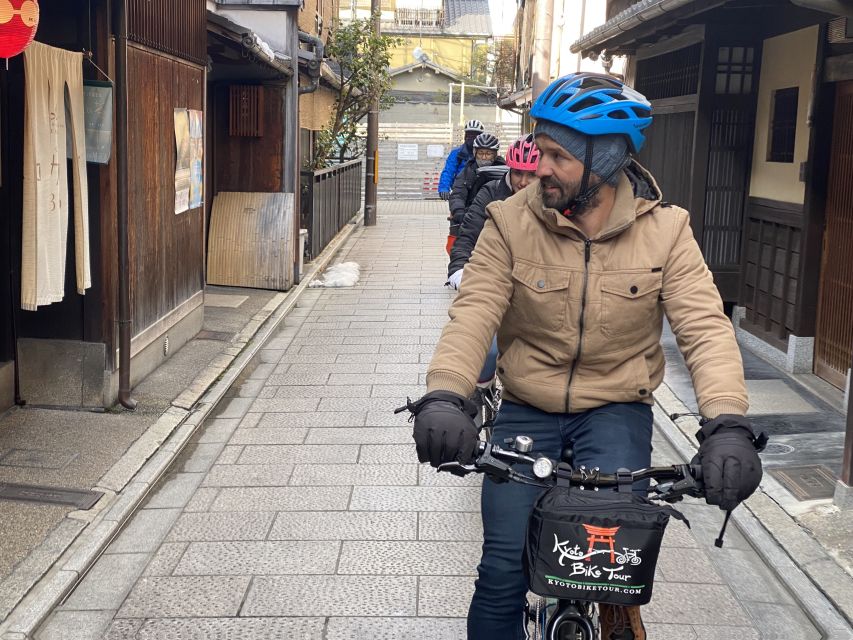 Kyoto: Full-Day City Highlights Bike Tour with Light Lunch - Arashiyama Bamboo Grove, Kyoto’s green opening scene