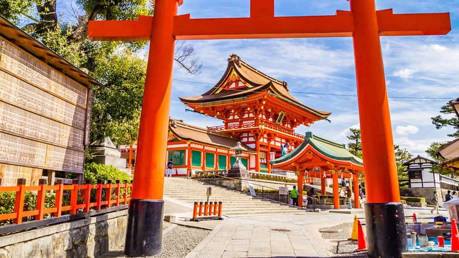 Kyoto: Fushimi, Arashiyama - Bamboo, Monkey, Torii & Secrets - Tenryuji’s garden and the quiet side of Zen