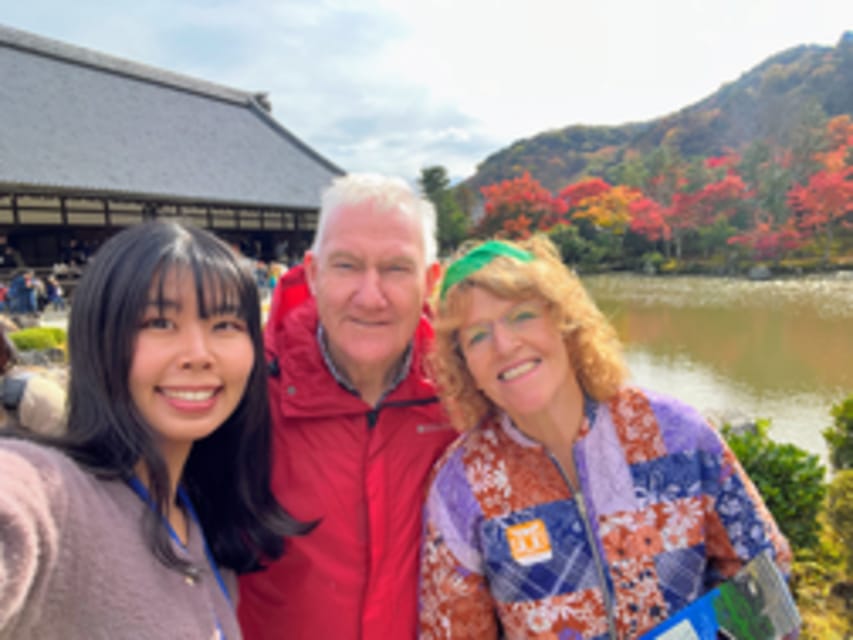 Kyoto: Fushimi Inari, Kinkakuji, Bamboo Grove 1 Day Bus Tour - Walking the Sagano Bamboo Forest