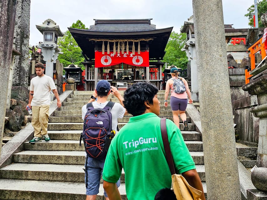 Kyoto: Fushimi Inari Taisha Guided Walking Tour - What the guide adds to the shrine visit