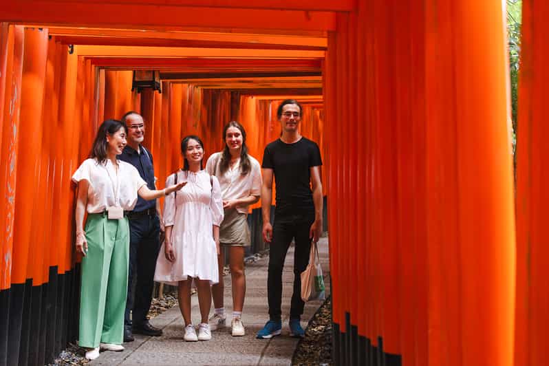 Kyoto: Fushimi Inari Taisha Shrine Walking Tour with Guide - The train ride to Fushimi Inari Taisha