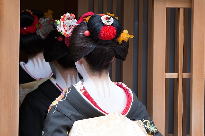Kyoto Geisha District Walking Tour in Gion - Seeing the other side of Gion