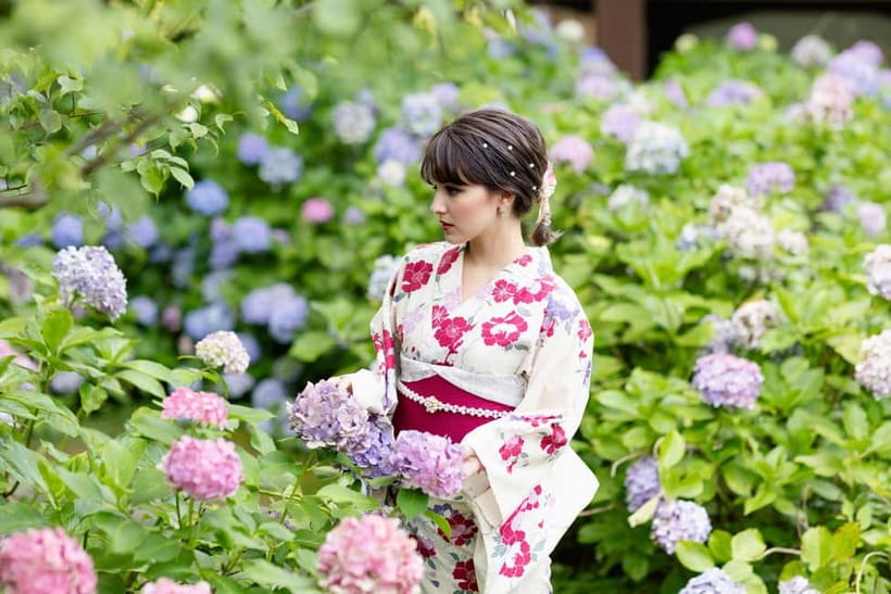 Kyoto Gion Kiyomizudera Kimono Yukata Hairstyle | Photoshoot - Choosing between Gion and Kiyomizudera