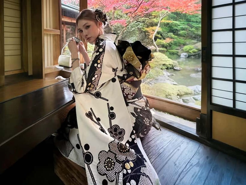 Kyoto Gion Kiyomizudera Kimono Yukata Hairstyle | Photoshoot - Adding hairstyling and makeup