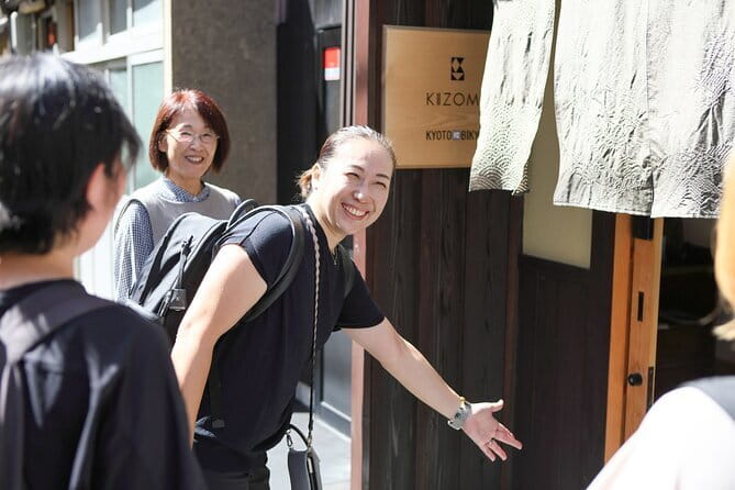 Kyoto: Gion & Pontocho Food Tour with 13 Dishes - Why the guide matters more than the menu