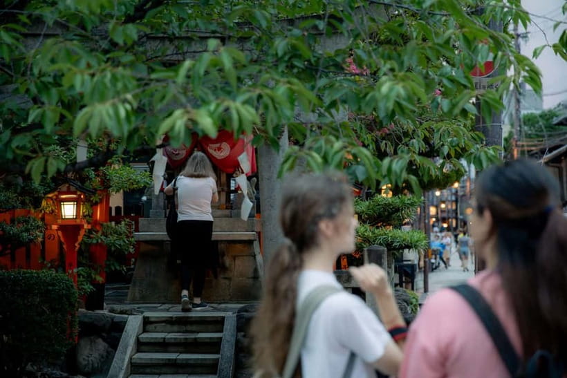 Kyoto: Gion World of the Geisha Guided Walking Tour - Is $29 a fair price?