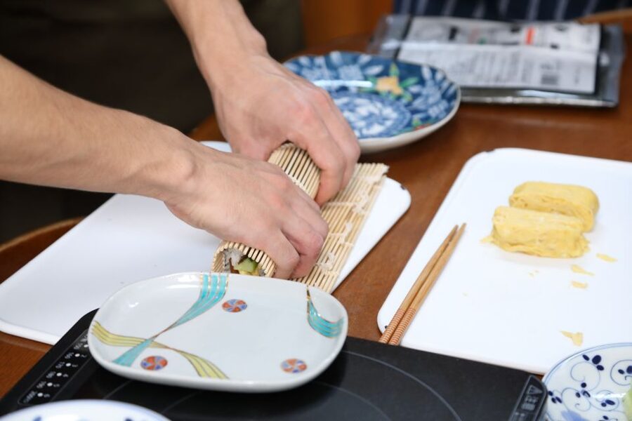 Kyoto Home Cooking Class ＆Supermarket tour near Fushimiinari - Key points to know before booking