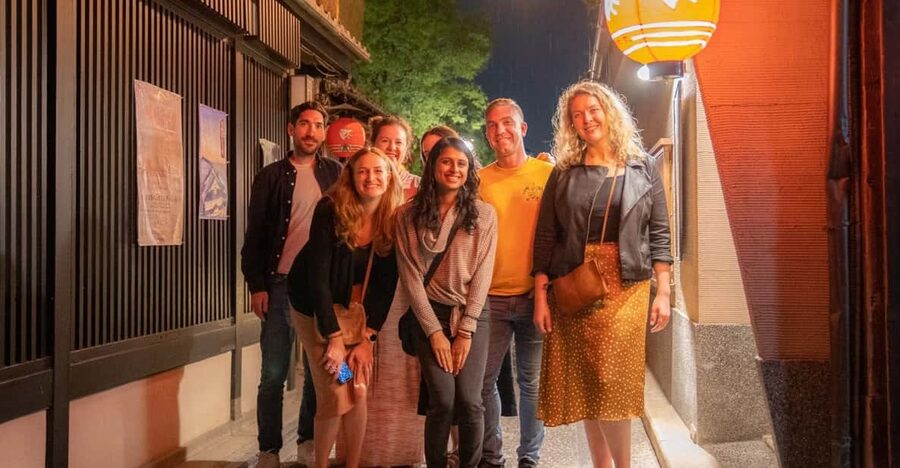 Kyoto: Izakaya Bars Guided Walking Tour - Kawaramachi’s lanes and the first taste of local life
