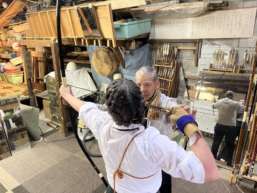 Kyoto: Japanese Archery Workshop with Experienced Instructor - Meeting Master Yamaguchi in a Kyoto Studio