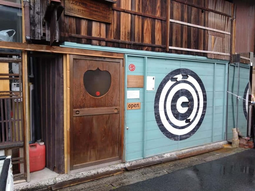 Kyoto: Japanese Archery Workshop with Experienced Instructor - Shooting Arrows in a Small Group