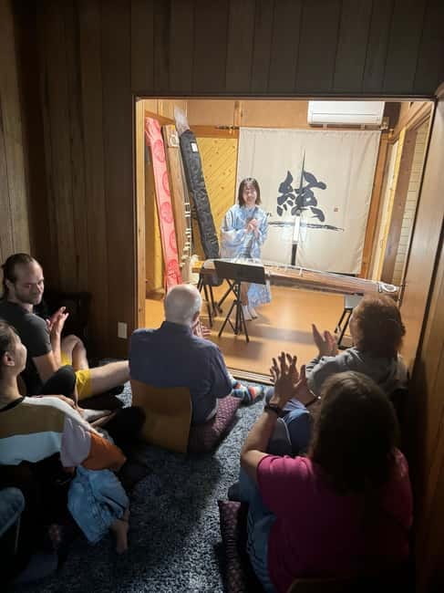 Kyoto: Japanese Koto & Shamisen Concert and Koto Class - Trying the koto yourself
