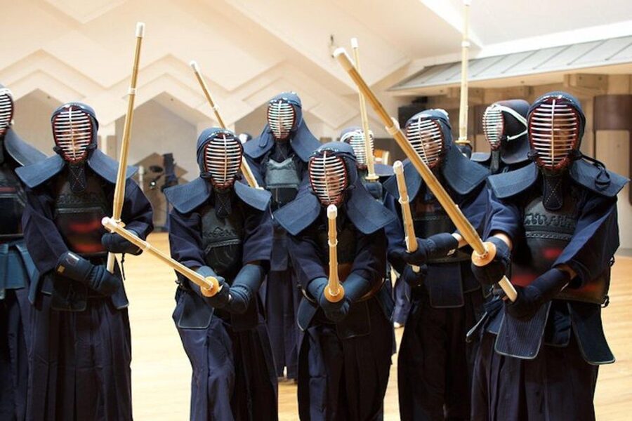 Kyoto: Kendo Samurai Experience Tour - Meeting Hayashi-sensei at JR Hanazono Station