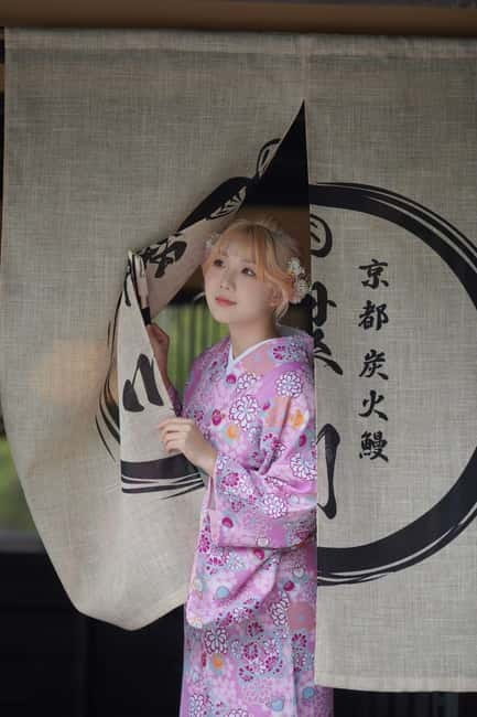 Kyoto: Kimono or Yukata Rental with Dressing Service - Choosing between a kimono and a yukata
