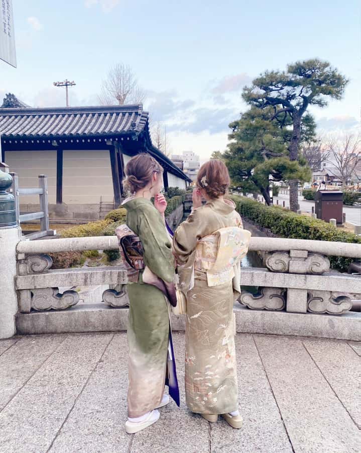 Kyoto: Kimono Rental Traditional Experience at Wargo in Gion - Picking your kimono and obi