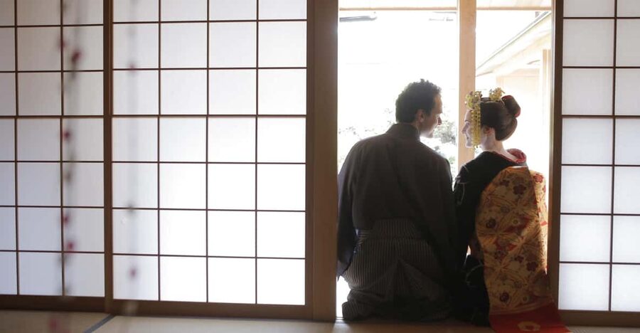 Kyoto kiyomizu Temple : Maiko and Samurai Couple Photoshoot - Professional Hair and Makeup