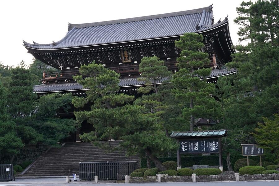 Kyoto: Kiyomizudera, Higashiyama and Yasaka Discovery Tour - Kiyomizudera: one hour at Kyoto’s great viewpoint