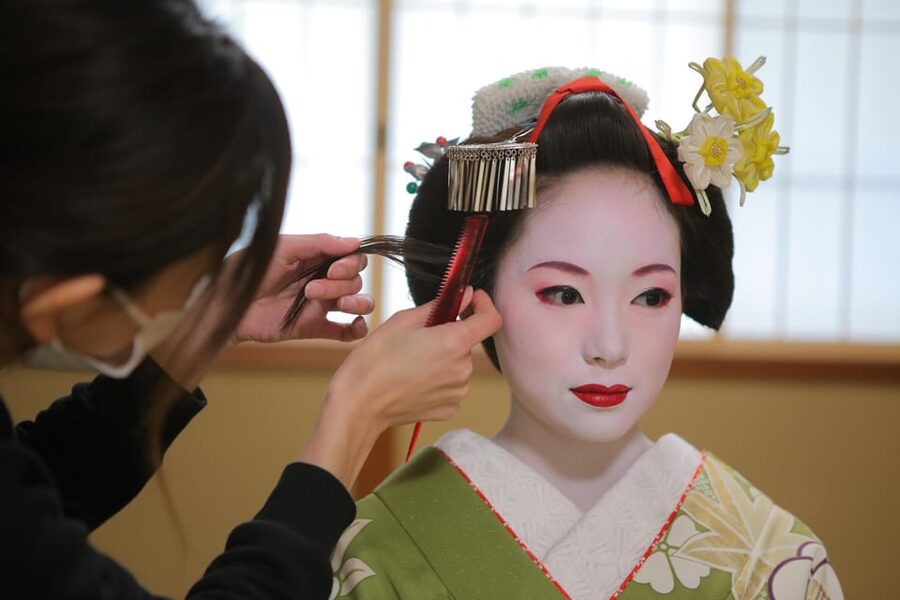 Kyoto: Maiko Makeover and Photoshoot Experience - Practical tips for a smoother visit