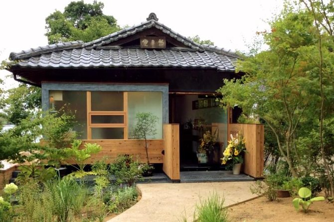 Kyoto Matcha Green Tea Tour - The guides add the human touch