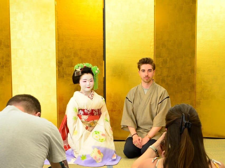 Kyoto: Meet-and-Greet, Maiko Show and Experience - Two traditional dances in close view