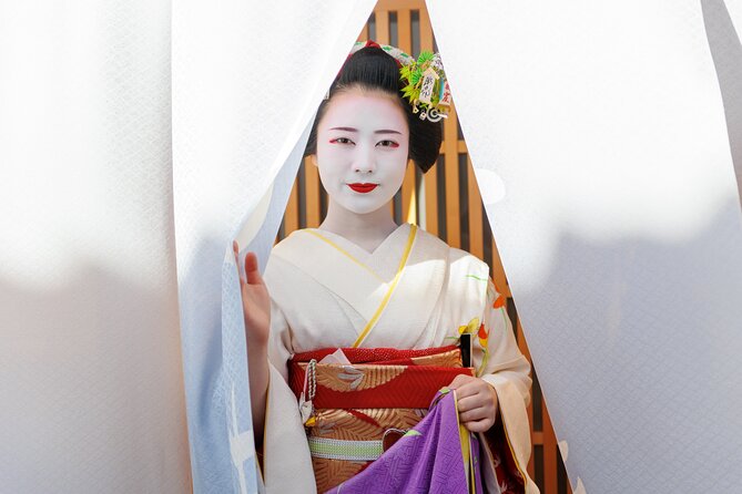 Kyoto: Meet the Geisha Maiko with Gion Walking Tour - Starting around Gion Shirakawa
