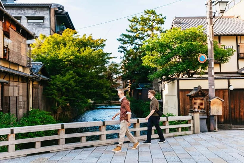 Kyoto Night All-Inclusive Eats and Streets, Gion and Beyond - The second restaurant and included drinks