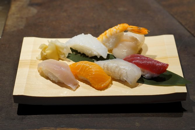 Kyoto Night Foodie Tour in Gion (9+ dishes + 6 Sake tastings) - Kawaramachidori and the sake tasting