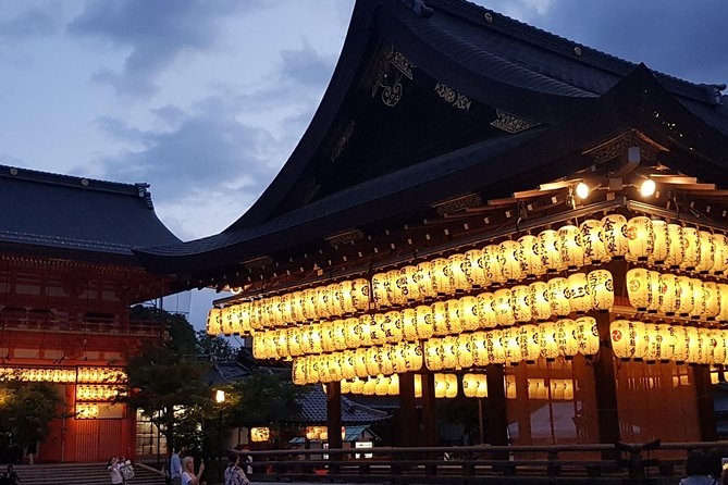Kyoto Nighttime All-Inclusive Eats and Streets, Gion and Beyond - From geiko houses to modern hostess clubs