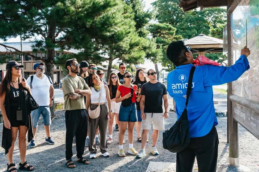 Kyoto: Nijo Castle, Kiyomizu & Fushimi Inari Guided Tour - Walking, weather, and the pace you should expect