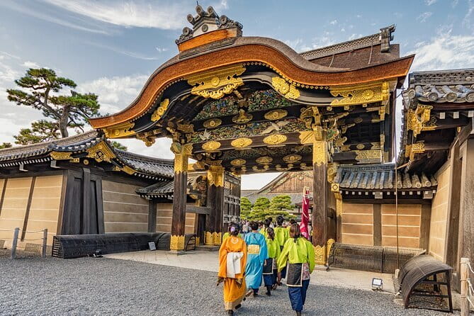 Kyoto: Nijo, Kinkaku-ji, Arashiyama, Kiyomizu & Fushimi Inari - A big Kyoto day that favors efficiency
