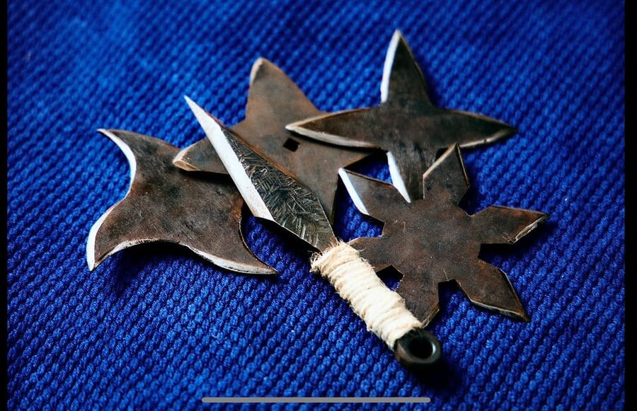 Kyoto: Ninja Weapon Forging Experience - Choosing between shuriken and kunai