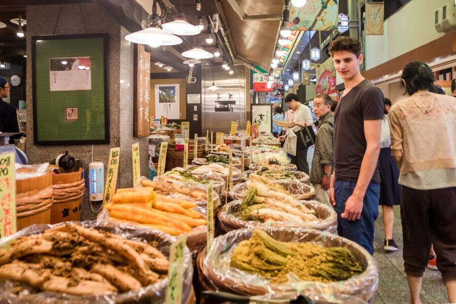 Kyoto: Nishiki Market Food Tour - Why Nishiki Market Makes a Good Food Tour