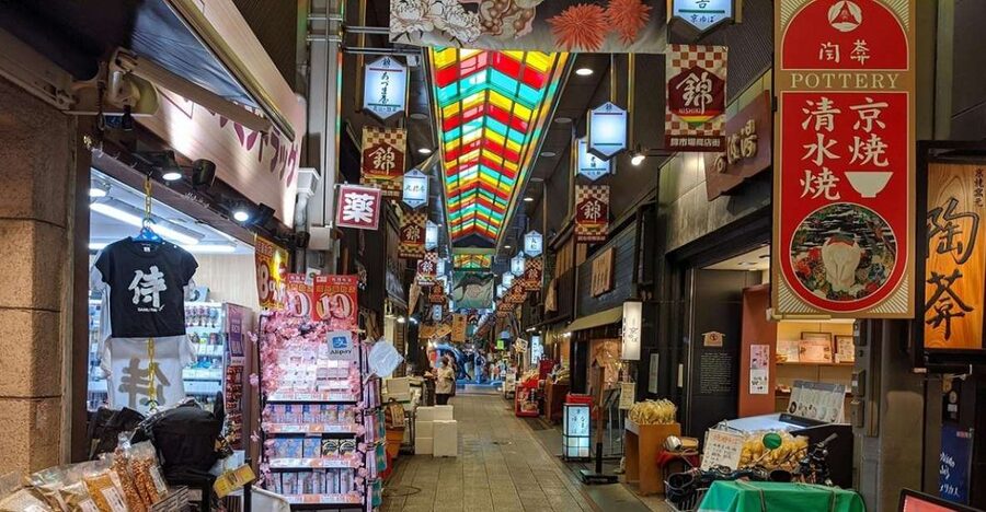 Kyoto: Nishiki Market Food Tour - The First Tastes: Seafood, Snacks, and Seasonal Produce