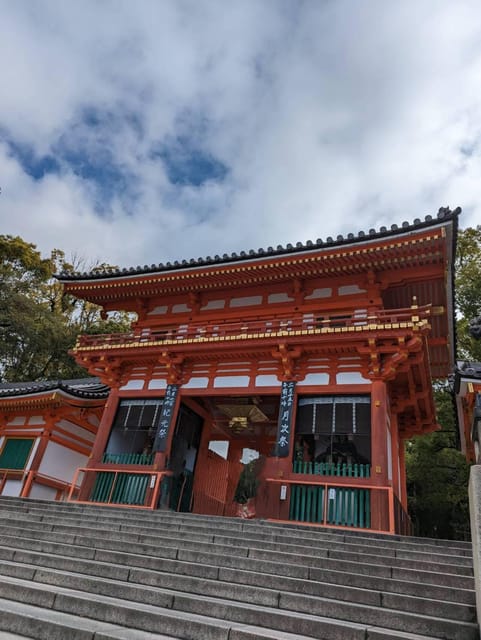 Kyoto: Private 2.5 Hour Historical Walking Tour - Kiyomizu-dera and the wooden stage