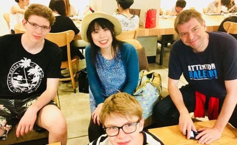 Kyoto : Private Custom Walking Tour With A Local Guide - Choosing between Gion, temples, and quieter paths