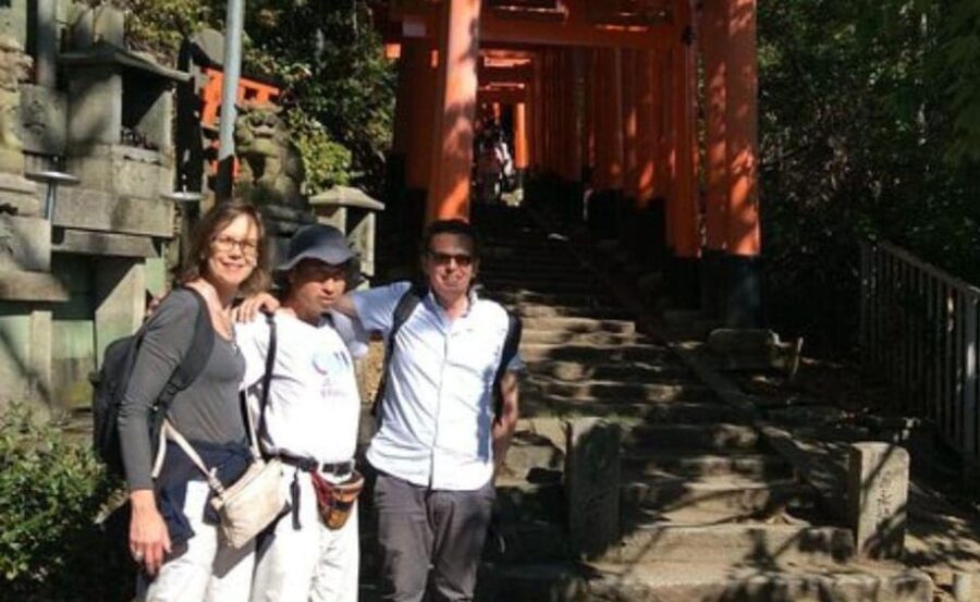 Kyoto : Private Custom Walking Tour With A Local Guide - Heat, hills, and setting a sensible pace