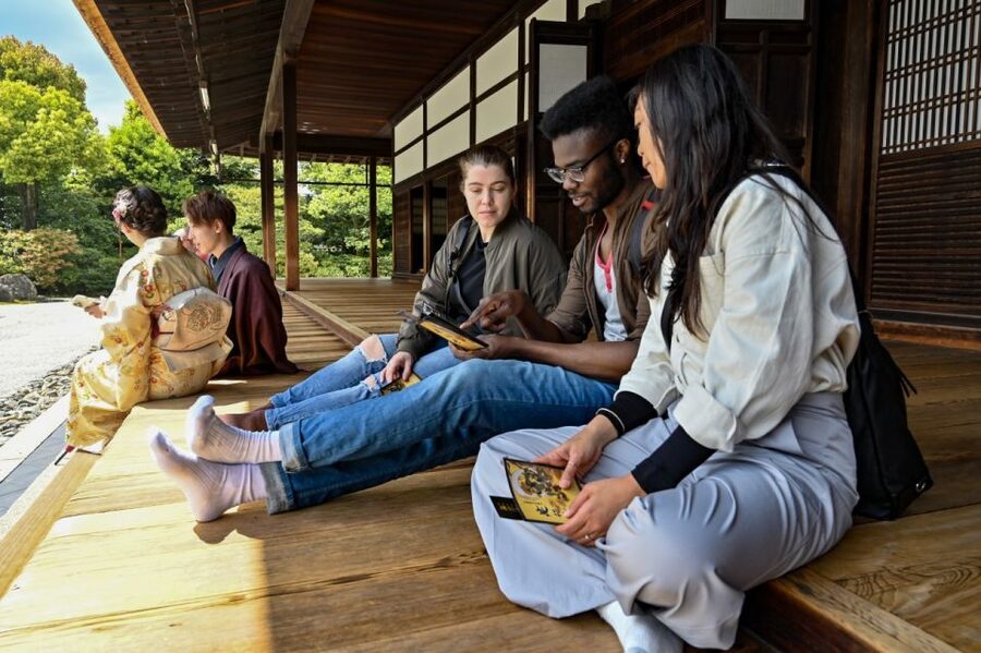 Kyoto: Private Customized Walking Tour with a Local Insider - The walking format and its limits